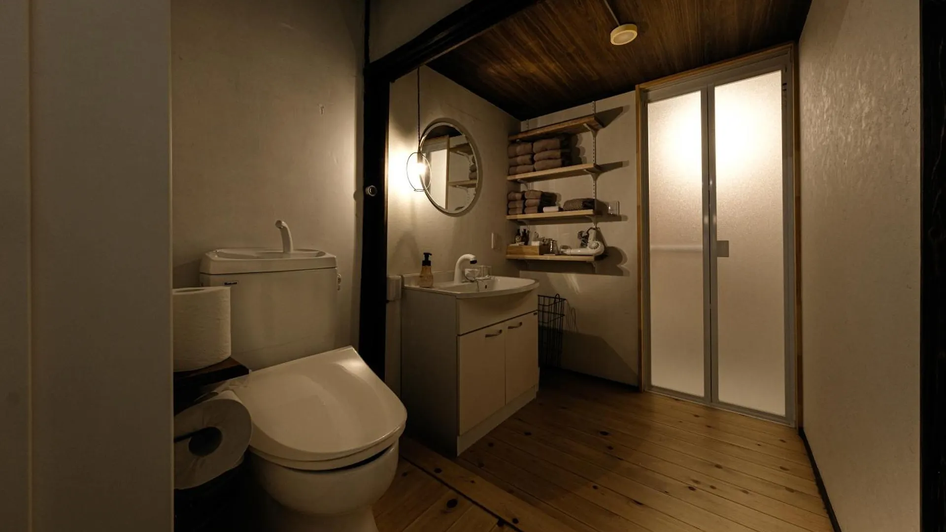 Apartment 名鉄名古屋駅から一駅最寄り駅徒歩一分一棟貸切宿machiya Villa Gashu